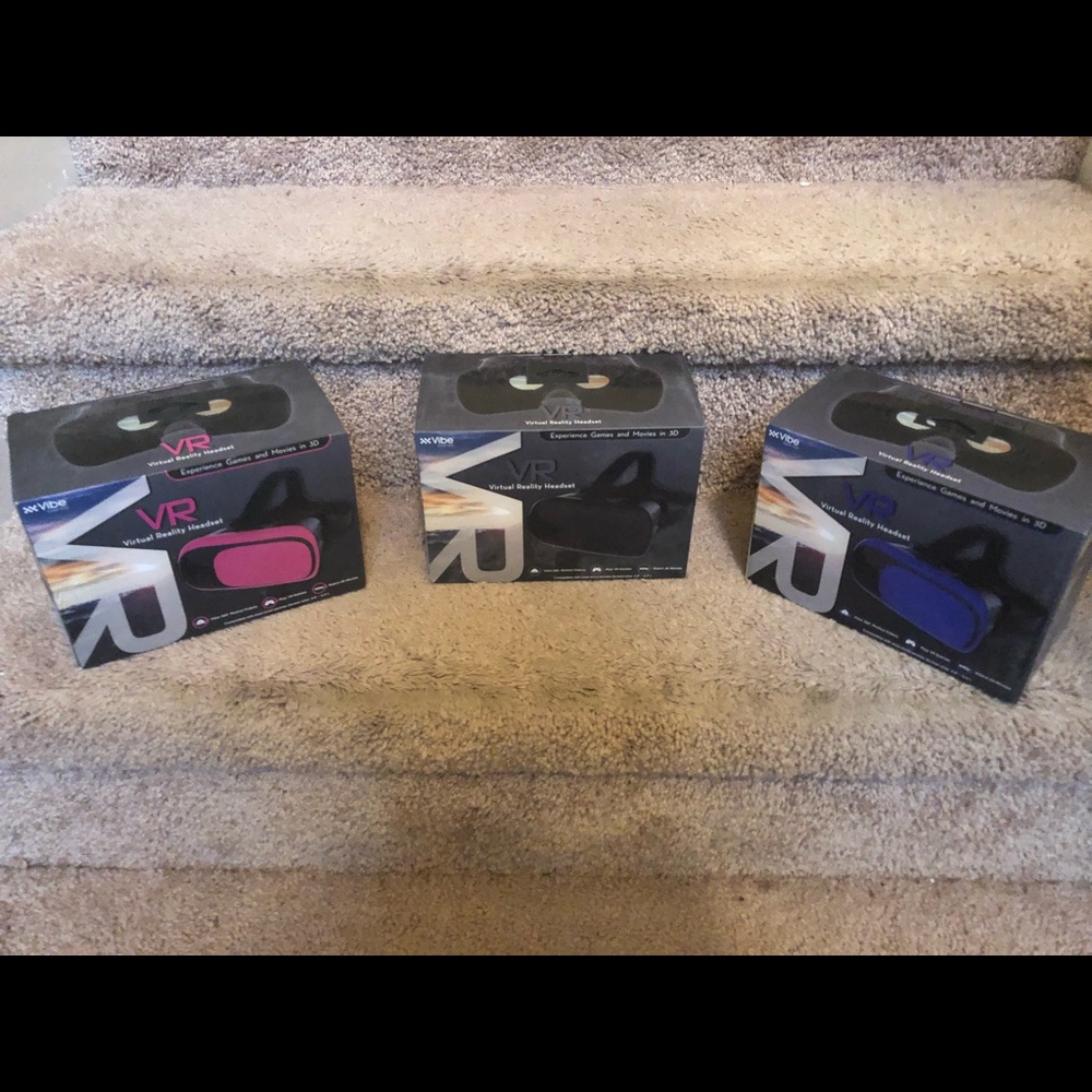 3 VR headset bundle